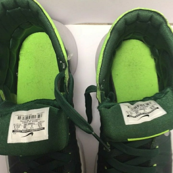 Hyperdunks - Picture 4 of 5